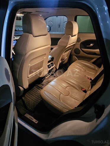 Land Rover RR Evoque-5
