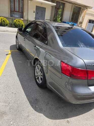 Hyundai Sonata-2