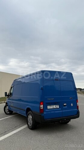 Ford Transit-4