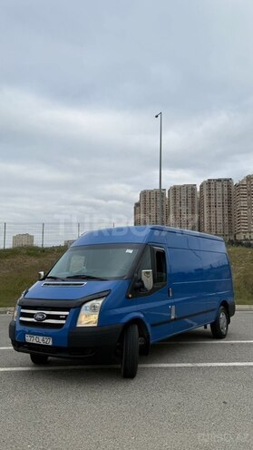 Ford Transit-8