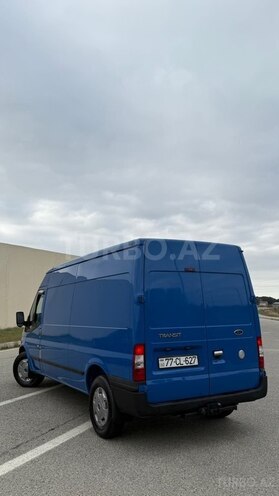 Ford Transit-5