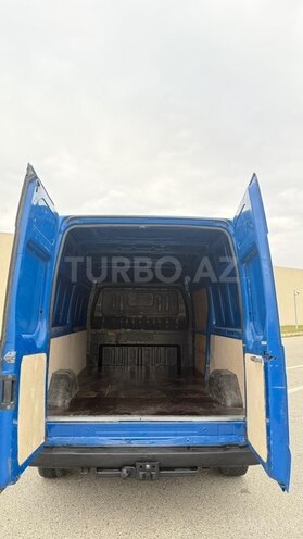 Ford Transit-10