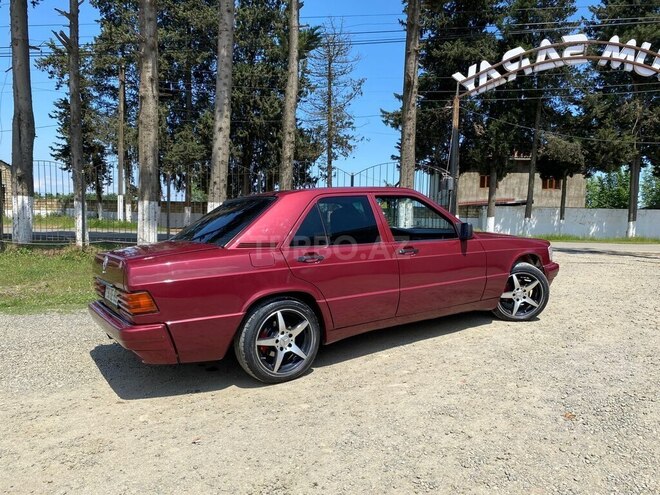 Mercedes 190-3