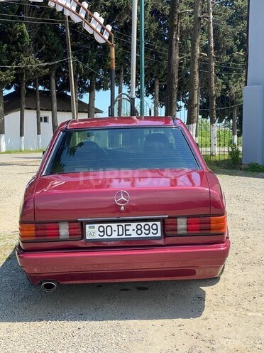 Mercedes 190-6