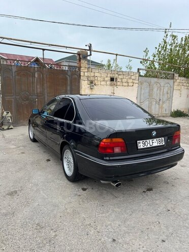 BMW 523-5