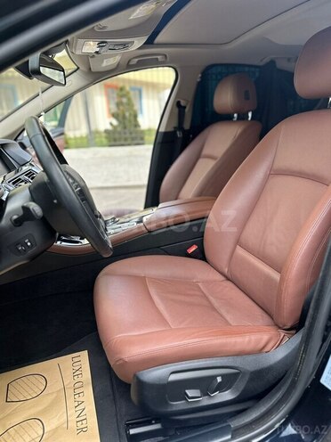 BMW 520d-12