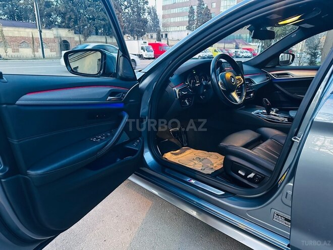 BMW 530e-11
