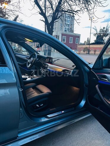 BMW 530e-9