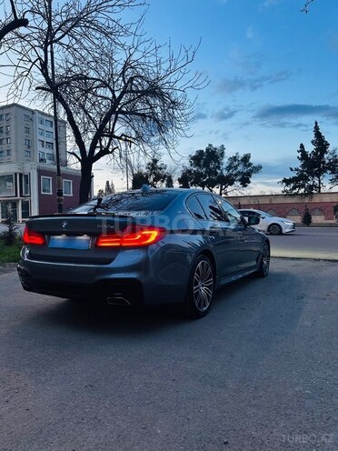 BMW 530e-14