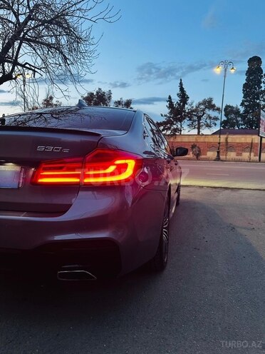 BMW 530e-7