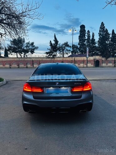 BMW 530e-3