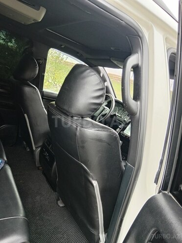 Toyota Land Cruiser-4