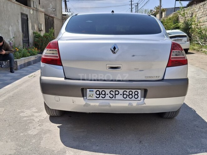 Renault Megane-2