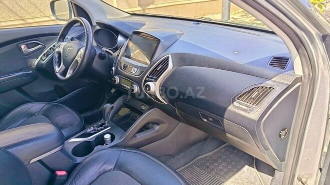 Hyundai ix35-6