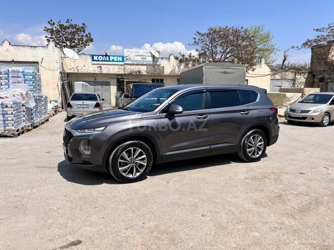 Hyundai Santa Fe-4