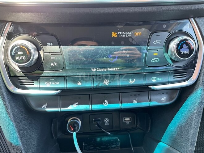 Hyundai Santa Fe-9