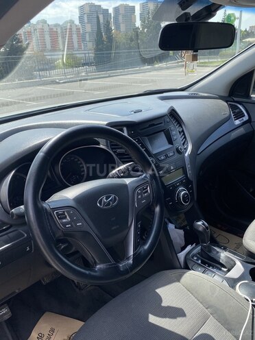 Hyundai Santa Fe-3