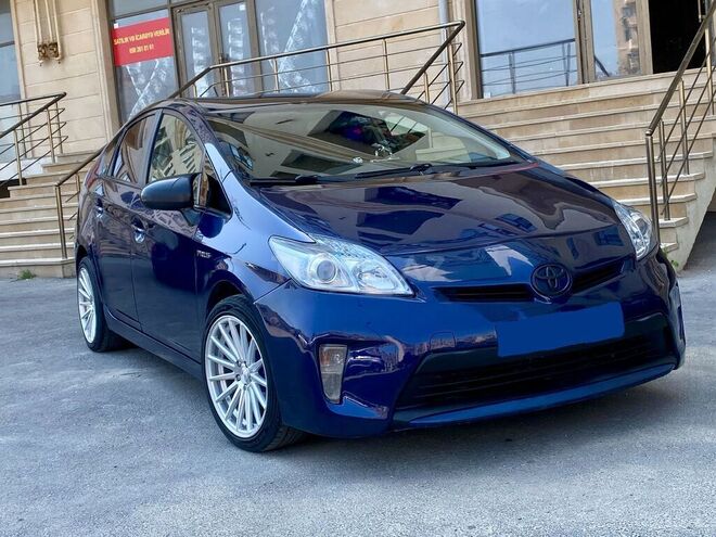 Toyota Prius-9