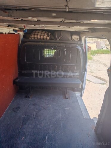 Ford Transit-8