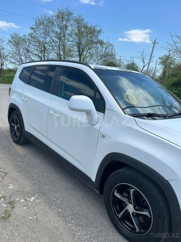 Chevrolet Orlando-2