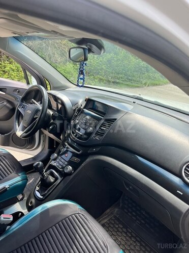 Chevrolet Orlando-5