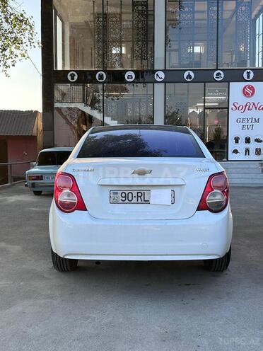 Chevrolet Aveo-2