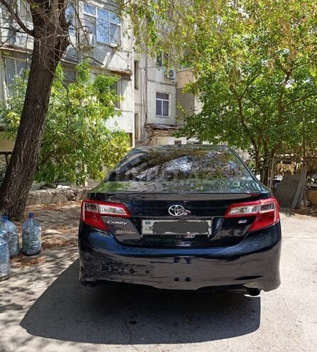Toyota Camry-4