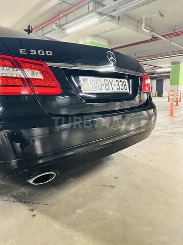 Mercedes E 200-6
