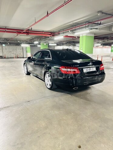 Mercedes E 200-3