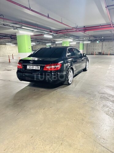 Mercedes E 200-4