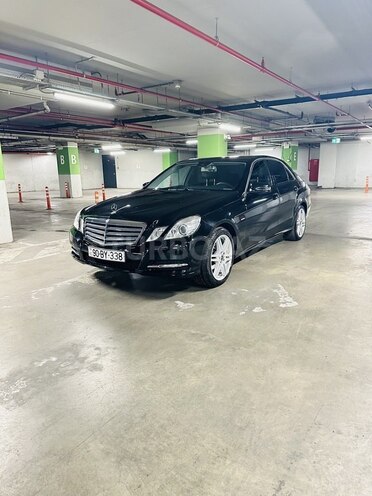 Mercedes E 200-5