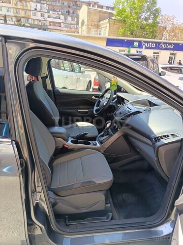 Ford Escape-2