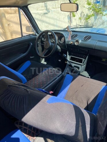 LADA (VAZ) 2106-5