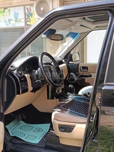 Land Rover Discovery-8
