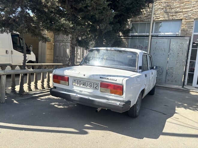 LADA (VAZ) 2107-5