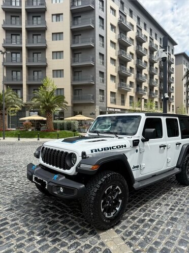 Jeep Wrangler-4