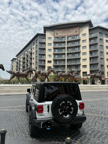 Jeep Wrangler-9