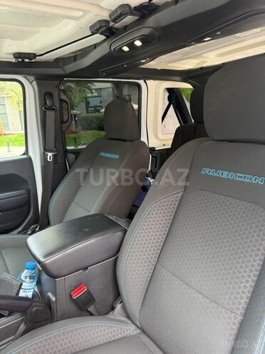 Jeep Wrangler-14