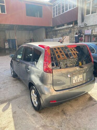Nissan Note-4