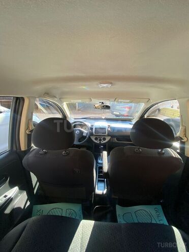 Nissan Note-9