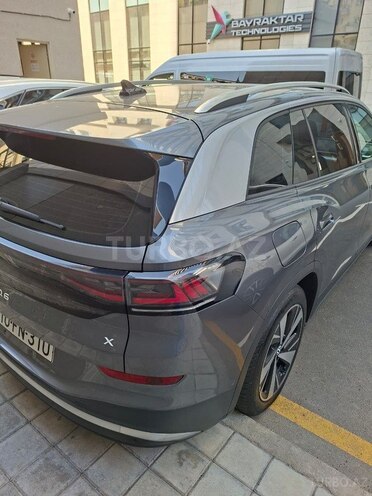 Volkswagen ID.6 X-2