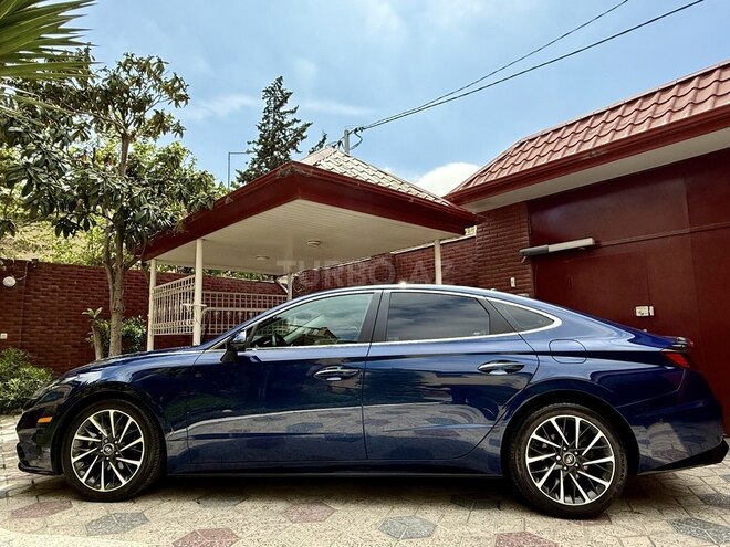 Hyundai Sonata-6