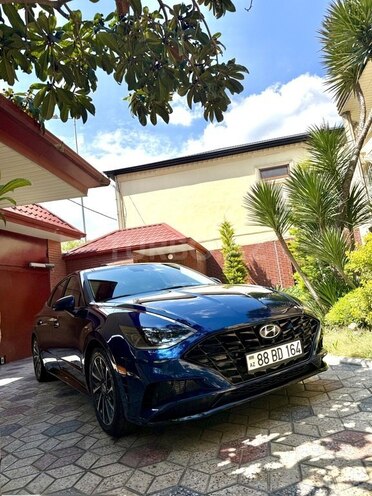Hyundai Sonata-2