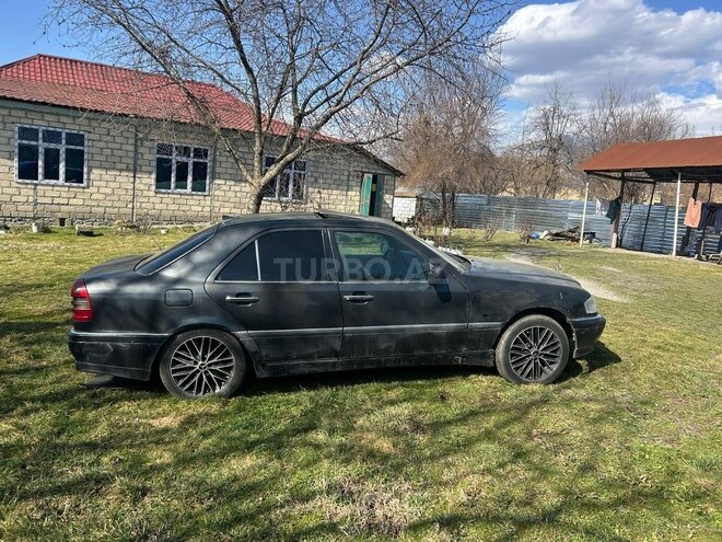 Mercedes C 200-6