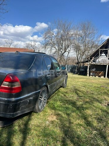 Mercedes C 200-10