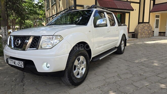 Nissan Navara-5