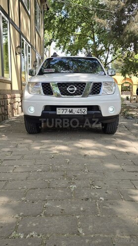 Nissan Navara-1