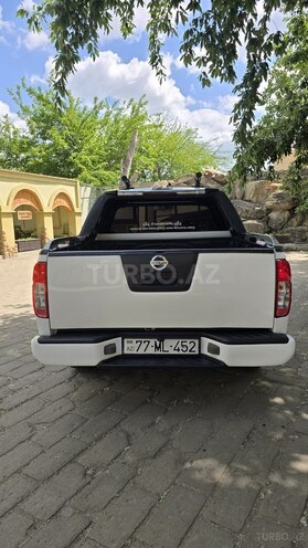 Nissan Navara-6