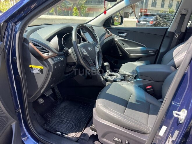 Hyundai Santa Fe-12