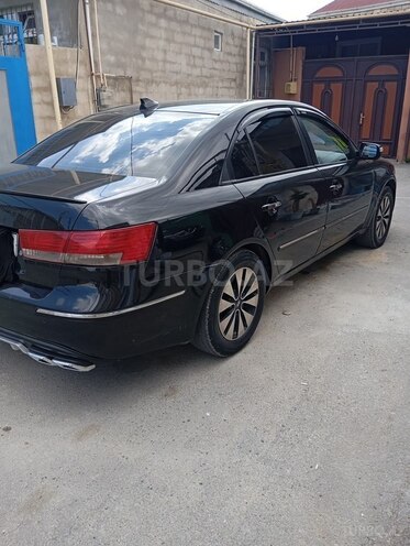 Hyundai Sonata-5